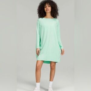 Lululemon Back In Action Long Sleeve Dress Wild Mint, size 6, like new!